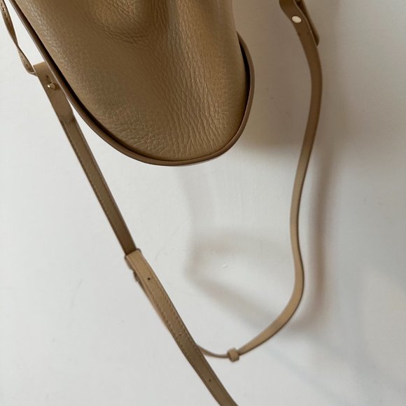 The Row Drawstring Pouch Bucket Bag Peebled Leather Beige Deerskin - Picture 10 of 12